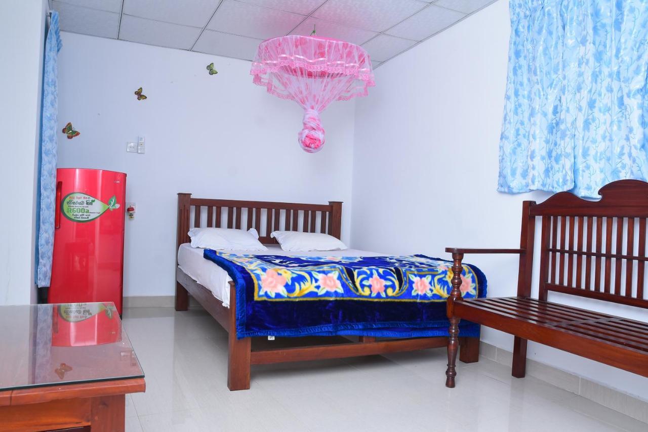 Rashmi HomeStay Balapitiya Luaran gambar